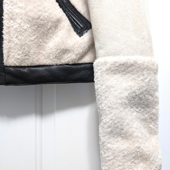 🔥LOW Bershka Faux SHEARLING Jacket - Picture 6 of 9